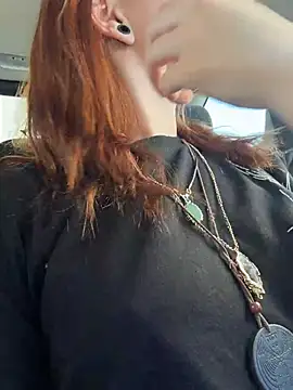 NereaMur live cam on StripChat
