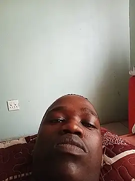 African_gent_45 live cam on StripChat