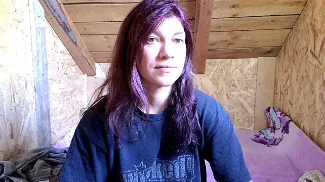 MercyLove live sex cam