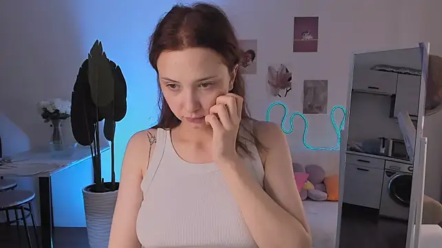 LittlePeach007 live sex cam