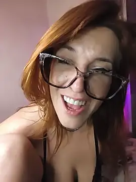 belliginger live cam on StripChat