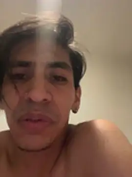 Chakalon43 live cam on StripChat