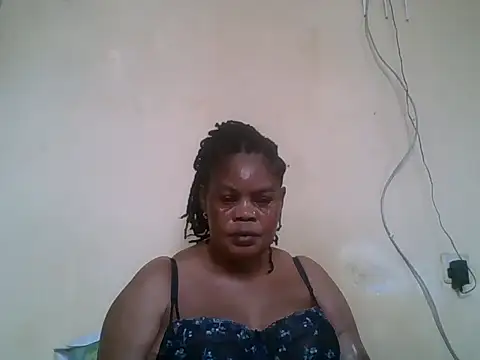 ANALQUEEN4 live cam on StripChat