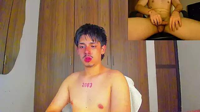 Maximo_Miller live cam on StripChat
