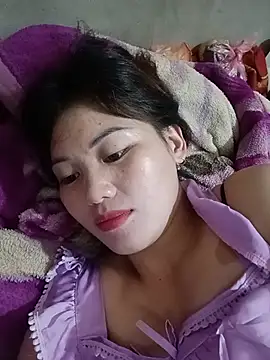meg_06 live cam on StripChat