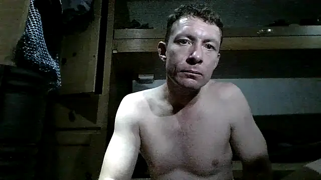 pussybountyhunterr live cam on StripChat