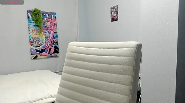 Eleanor_Lily live sex cam