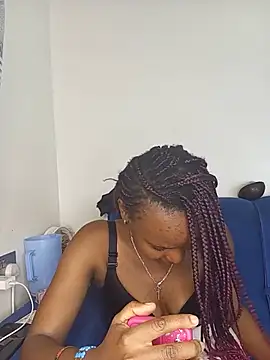 Nasty_shawrie live cam on StripChat