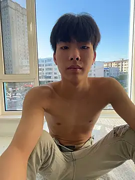 guoguo18 live sex cam