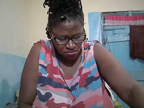 sexy_bigboobss live cam on StripChat