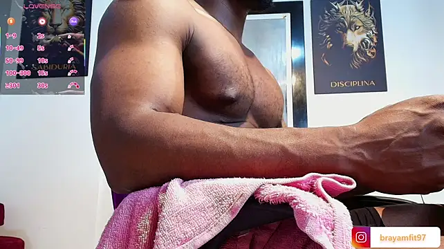 ArexBlakk live cam on StripChat