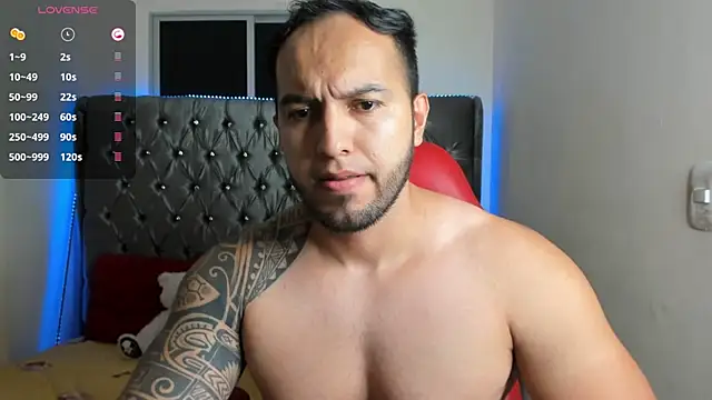 mrloganfuck1 live sex cam