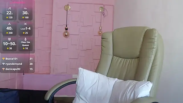 nairobi8 live cam on StripChat