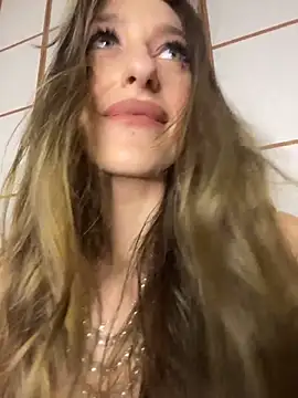 SinKit live cam on StripChat