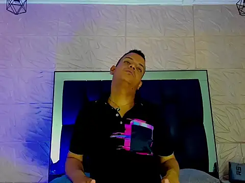Papi_95 live sex cam