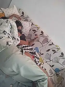 hottiess69 live sex cam
