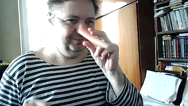 Pokaz2020 live cam on StripChat