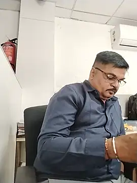 Desi_Gujju_Boy live sex cam