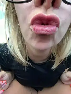 Giuliana_baby live sex cam