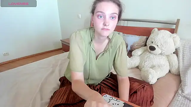 CordeliaJones live sex cam