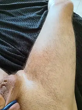 kauliaris28 live sex cam