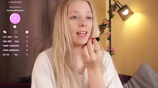 EngelFugler live cam on StripChat