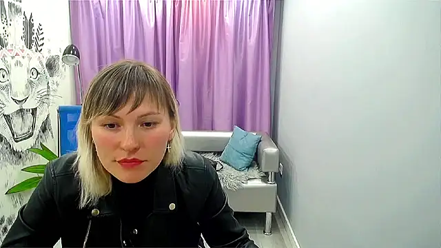 dareyann live cam on StripChat