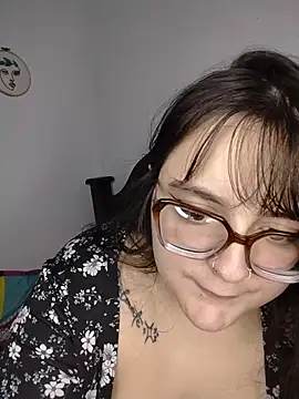 daphneev live cam on StripChat