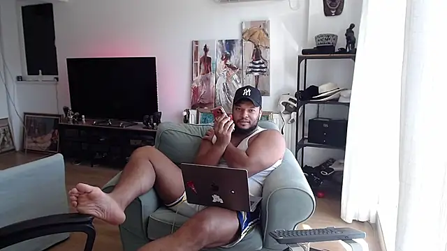 1LordKingsley live cam on StripChat