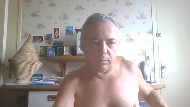 gegevincent5 live cam on StripChat