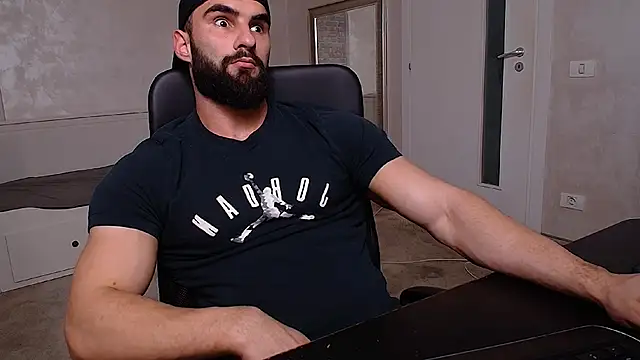 MicahLane live sex cam