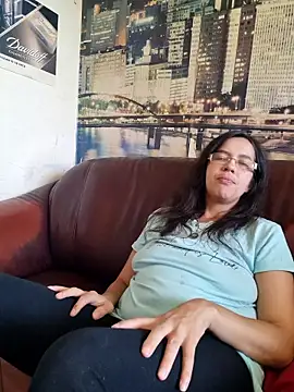 rposhta1991 live cam on StripChat