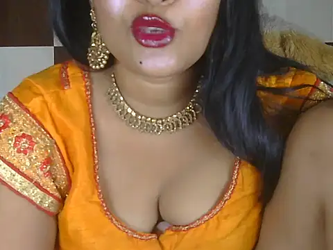 hotee_bhabi live sex cam