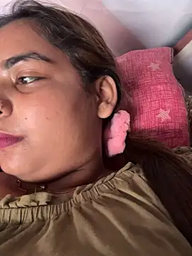 Aayra_Joshi live cam on StripChat