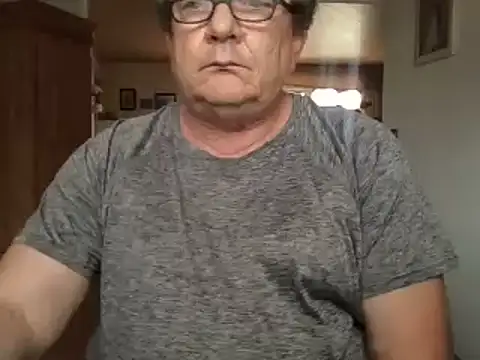 Nobbie444 live sex cam