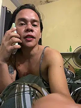 sweetyula live sex cam