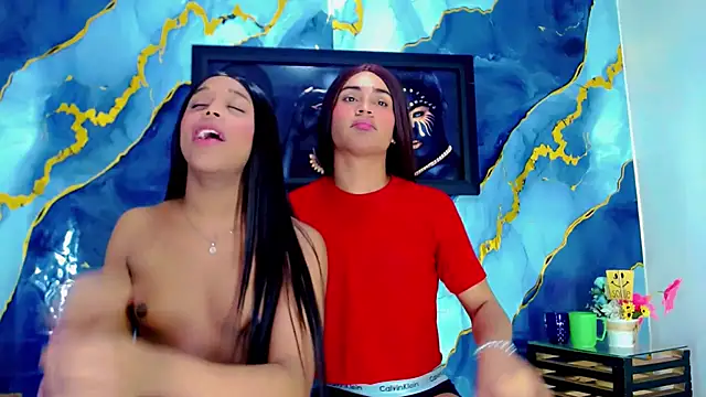SaramyBigcock live cam on StripChat
