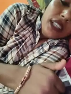 Ass_big_girl live cam on StripChat