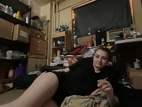 Snowbunnycake_131 live cam on StripChat
