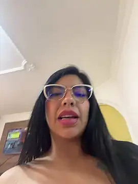 Noa_rousse01 live sex cam