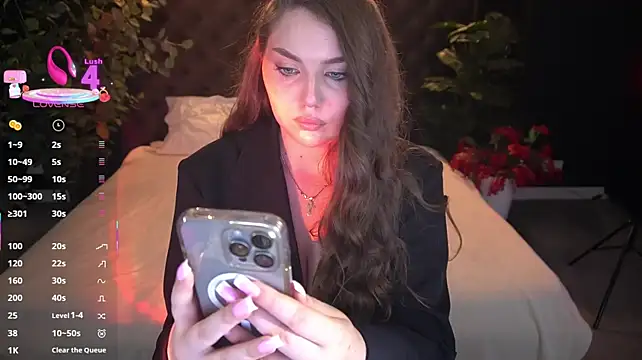 LuxSopphia live cam on StripChat