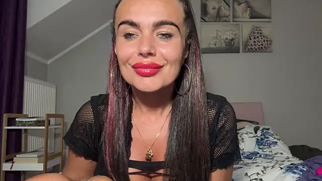 JennyFantasy live cam on StripChat