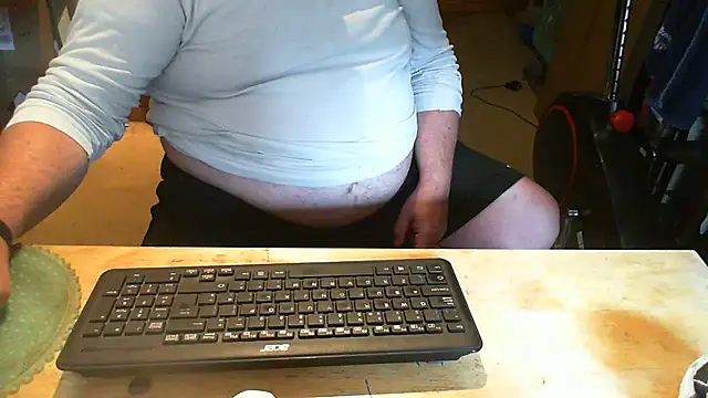 Owned_drone live cam on StripChat