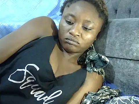 sweet_caci live cam on StripChat