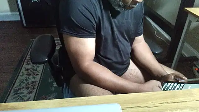 Cleozevo1961 live cam on StripChat