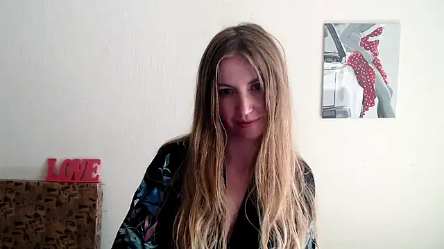 Honey_Lilly_ live cam on StripChat