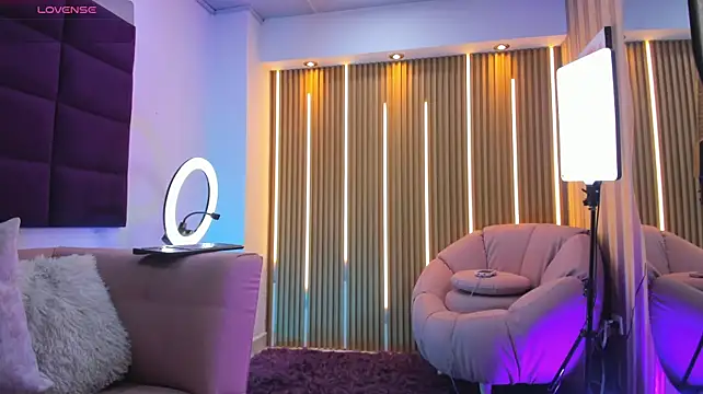 Kaoss_Angel live cam on StripChat