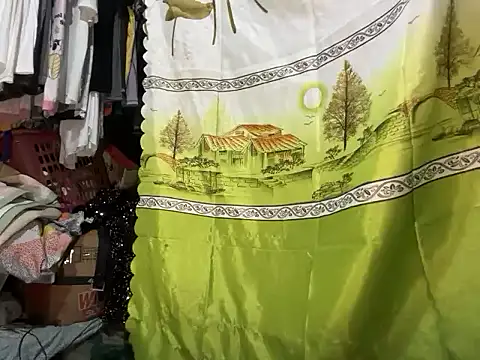 ladyphyton live sex cam