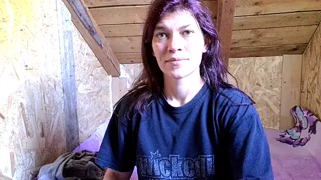 MercyLove live cam on StripChat