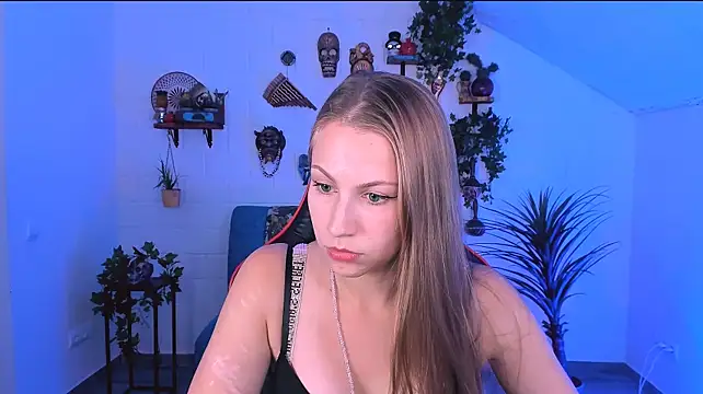 EvelinaSolt live cam on StripChat